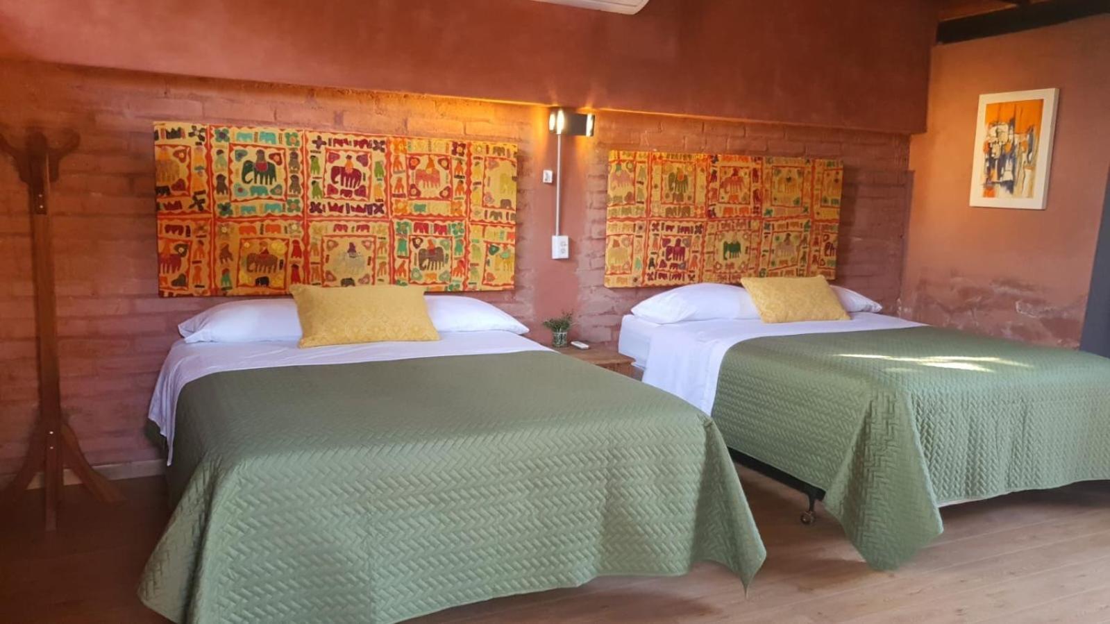 Estancia Los Amigos 瓜达鲁佩镇 外观 照片